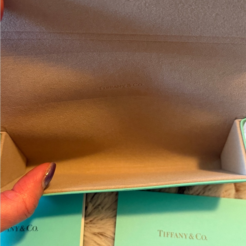 Tiffany & Co. TF2097 Cat Eye Eyeglasses Frames – Full Set - Picture 10 of 14